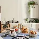 Domus Quiritum Bed & Breakfast Rome