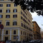 Nocleg ze śniadaniem Domus Quiritum 4*