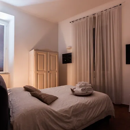 Bed & Breakfast Domus Quiritum Řím