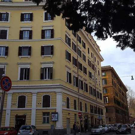 Bed & Breakfast Domus Quiritum 4*