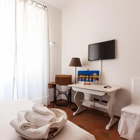 Domus Quiritum לינה וארוחת בוקר 4*