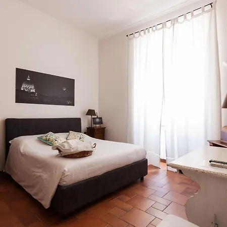 לינה וארוחת בוקר Domus Quiritum