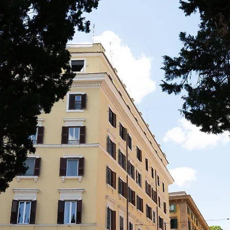 Domus Quiritum לינה וארוחת בוקר רומא