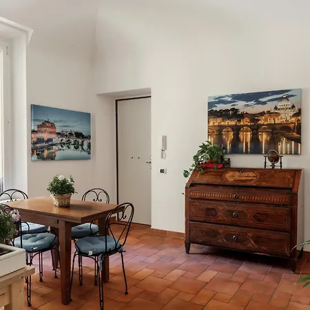 Domus Quiritum 4*